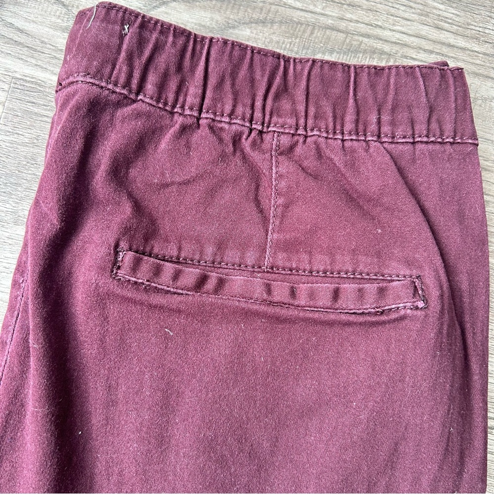 Men’s cotton jogger style pant with elastic waist and draw string. - Picture 5 of 7